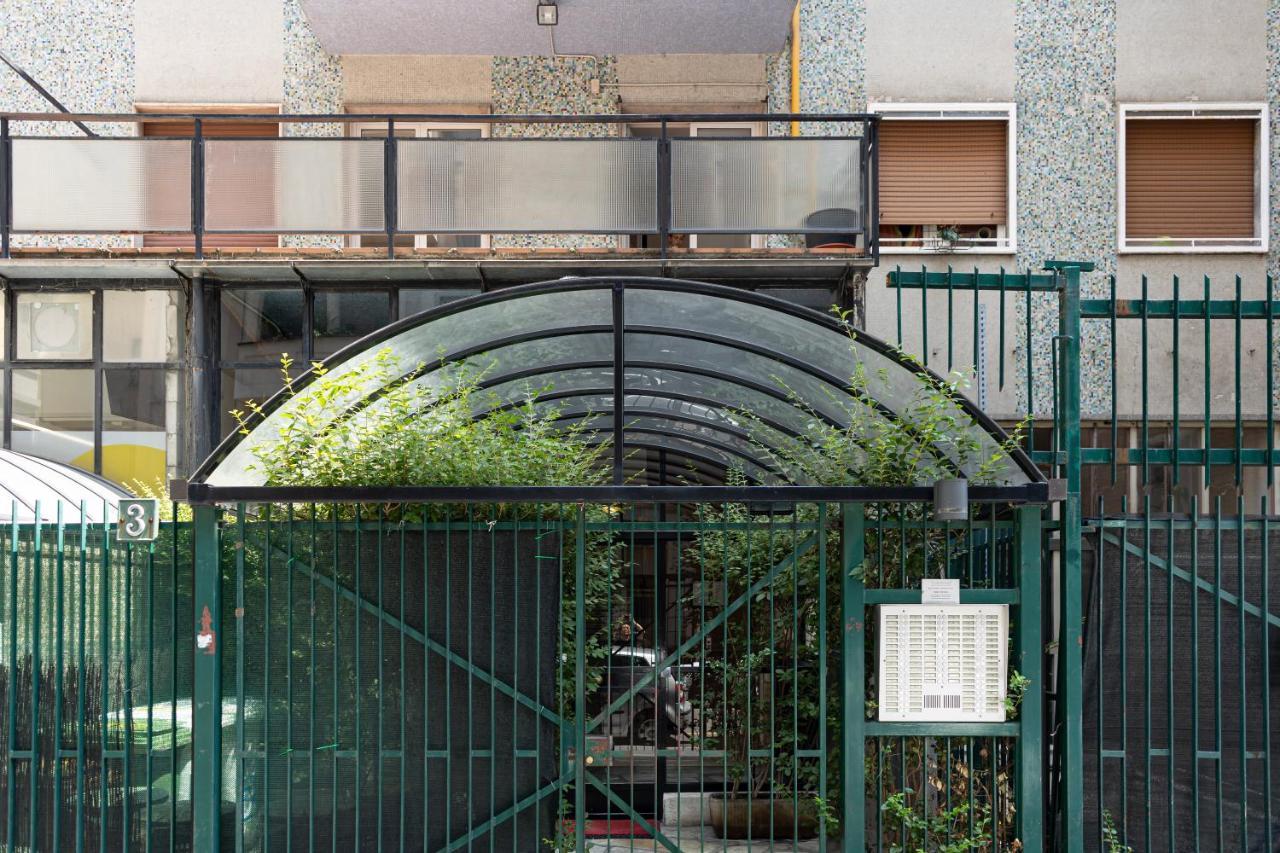 Accogliente Monolocale In Porta Romana Milão Exterior foto